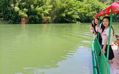 小男孩跟小男孩搞基图